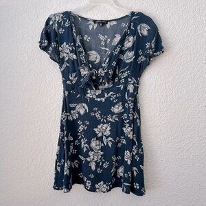 KENDALL & KYLIE Blue Floral Tie-bust Mini Dress Size XS
